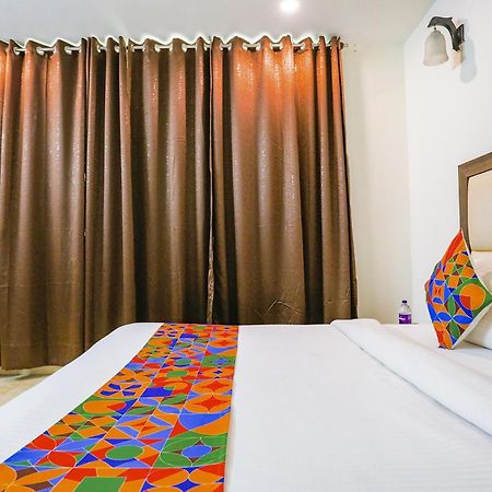 Fabhotel Jpm The Grand Bella - Nr Nehru Place Market نيودلهي المظهر الخارجي الصورة