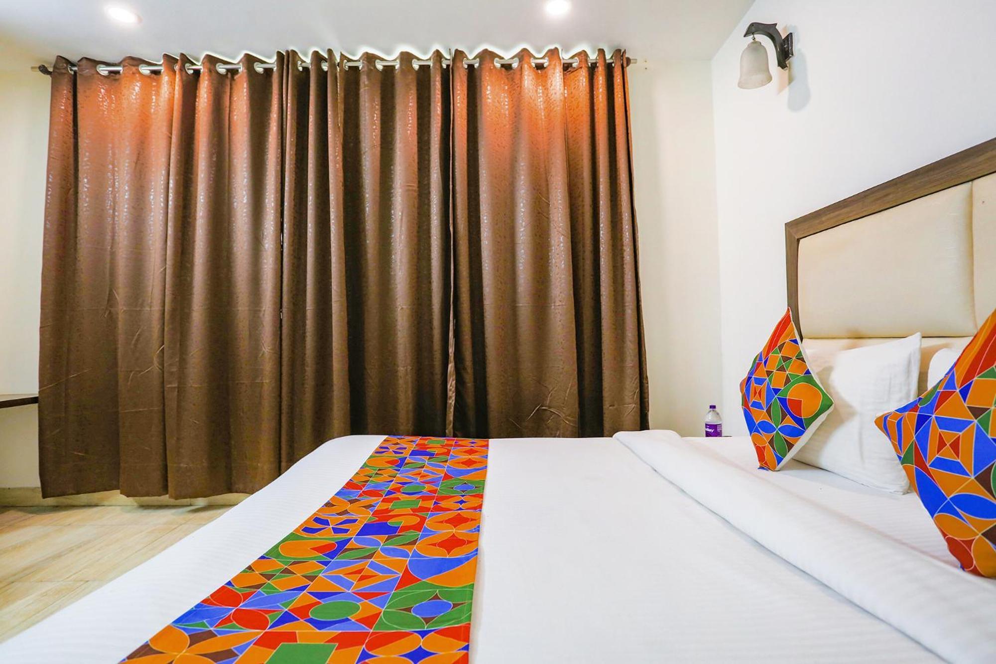 Fabhotel Jpm The Grand Bella - Nr Nehru Place Market نيودلهي المظهر الخارجي الصورة