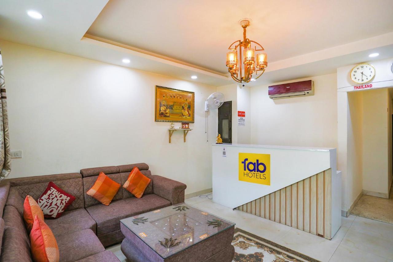 Fabhotel Jpm The Grand Bella - Nr Nehru Place Market نيودلهي المظهر الخارجي الصورة