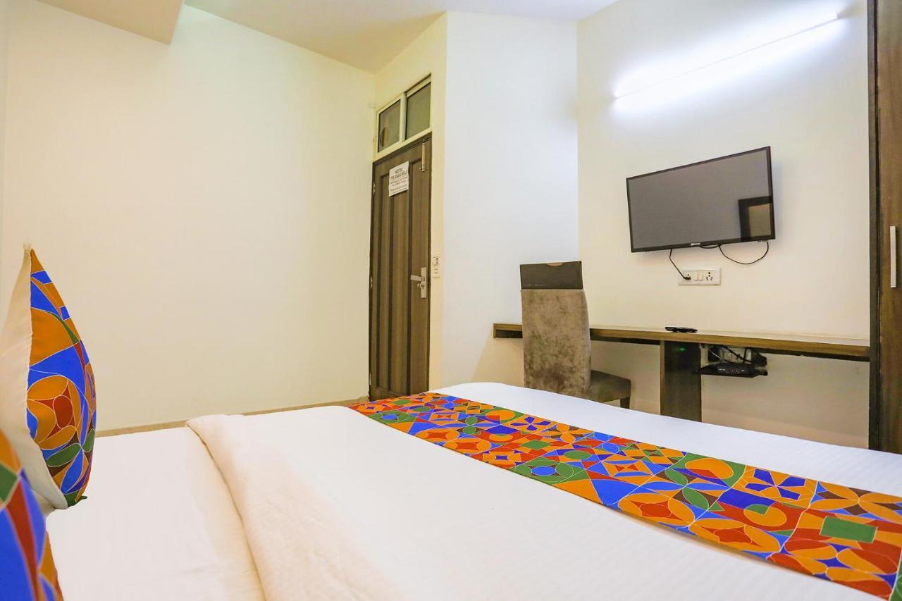 Fabhotel Jpm The Grand Bella - Nr Nehru Place Market نيودلهي المظهر الخارجي الصورة